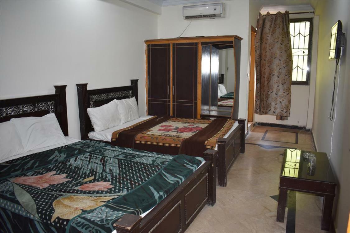 Mehran Hotel Rawalpindi Esterno foto