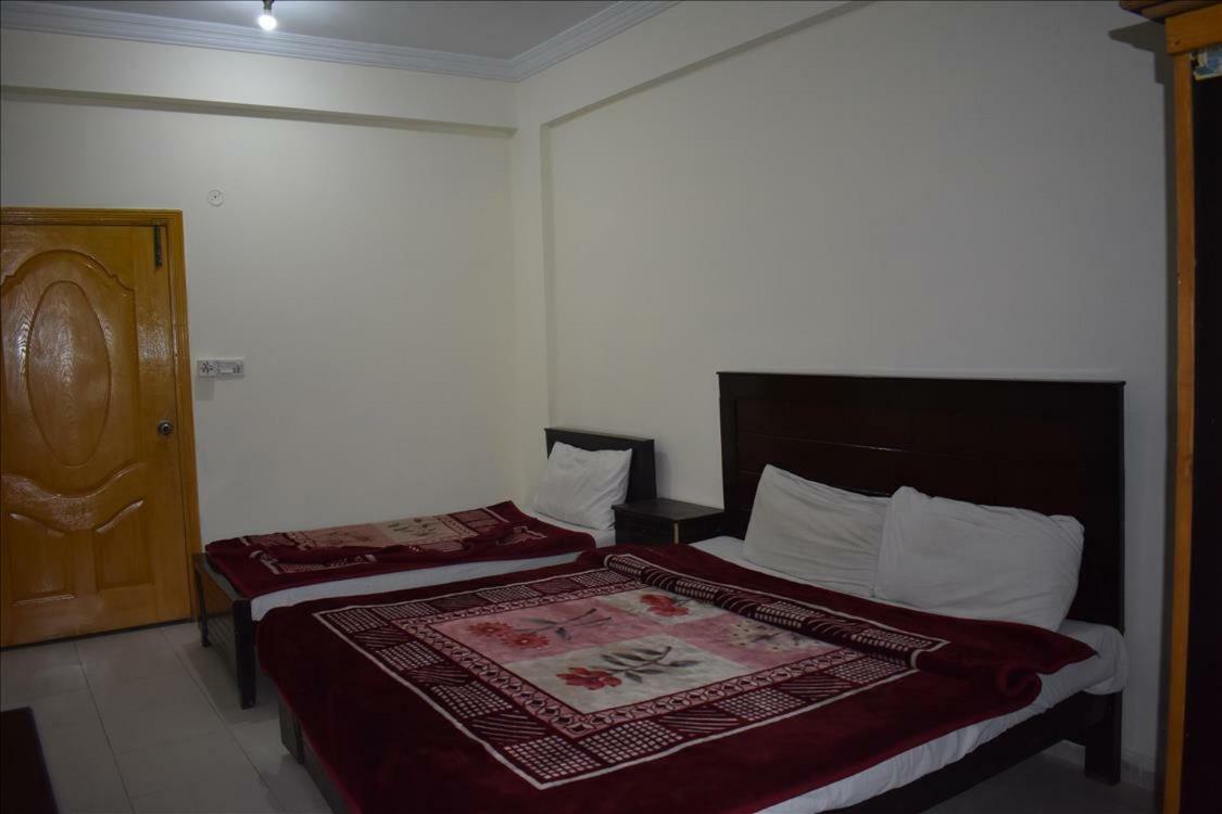 Mehran Hotel Rawalpindi Esterno foto